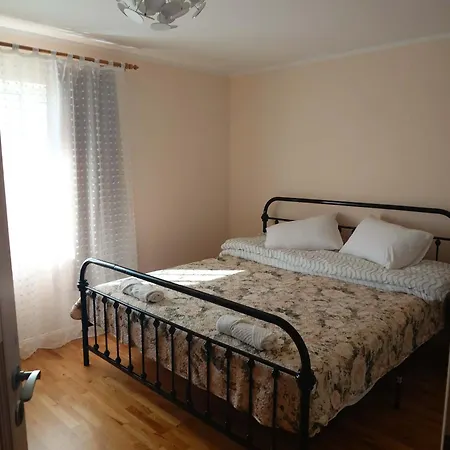 Monus Peatuspaik Saaremaa Pohjaranniku Avastamiseks Apartman