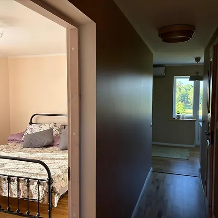 Apartment Monus Peatuspaik Saaremaa Pohjaranniku Avastamiseks Mustjala