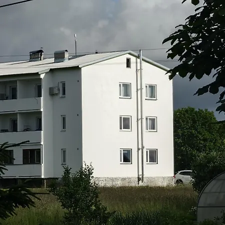 Apartment Monus Peatuspaik Saaremaa Pohjaranniku Avastamiseks Mustjala